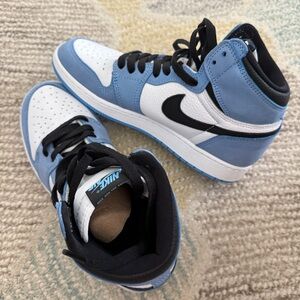 2021 Air Jordan 1 Retro High OG GS 'University Blue